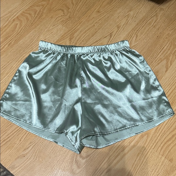 Satin Pajama Set in Mint Green size small - Picture 6 of 9